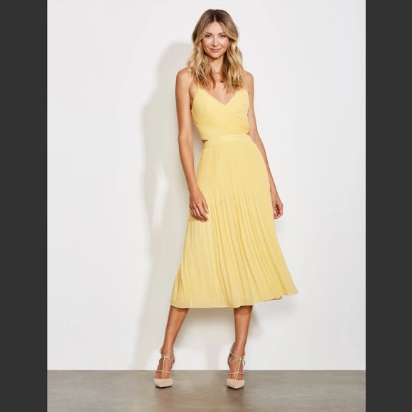 tea length lace dresses with sleeves